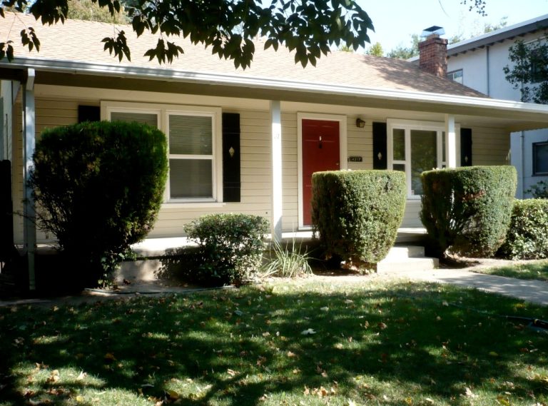 4217 V Street Sacramento Home for Rent